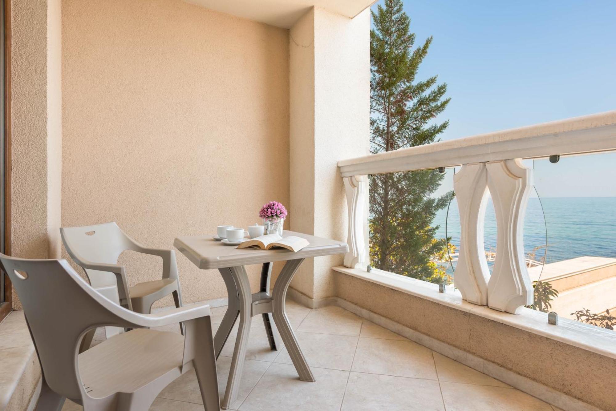 Luxurious And Panoramic Apartments At The Beach In La Mer Complex Złote Piaski Zewnętrze zdjęcie